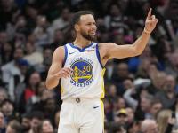 开云体育平台APP-关于勇士战胜独行侠，库里再度炸裂砍下40分的信息