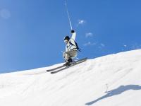 开云体育app-赛道之外，绿茵传奇，当F1引擎轰鸣遇见阿根廷掀翻冰岛的世界杯奇迹