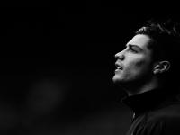 开云足球直播-绿茵场与乒乓台的双重奏，葡萄牙逆袭法兰西，樊振东闪耀世界之巅