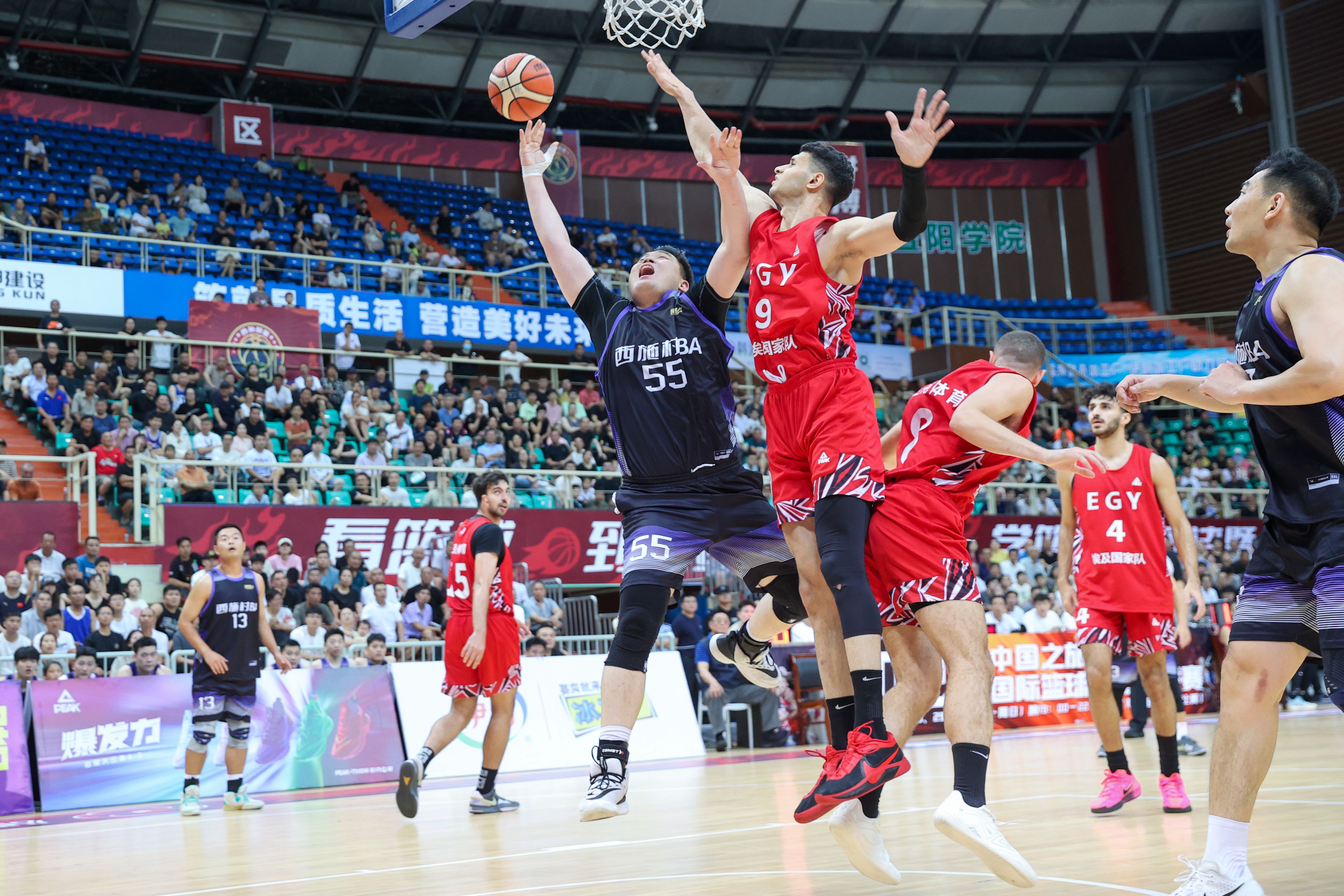 中国篮球职业联赛再次掀起赛场狂潮 中国篮球职业联赛再次掀起赛场狂潮