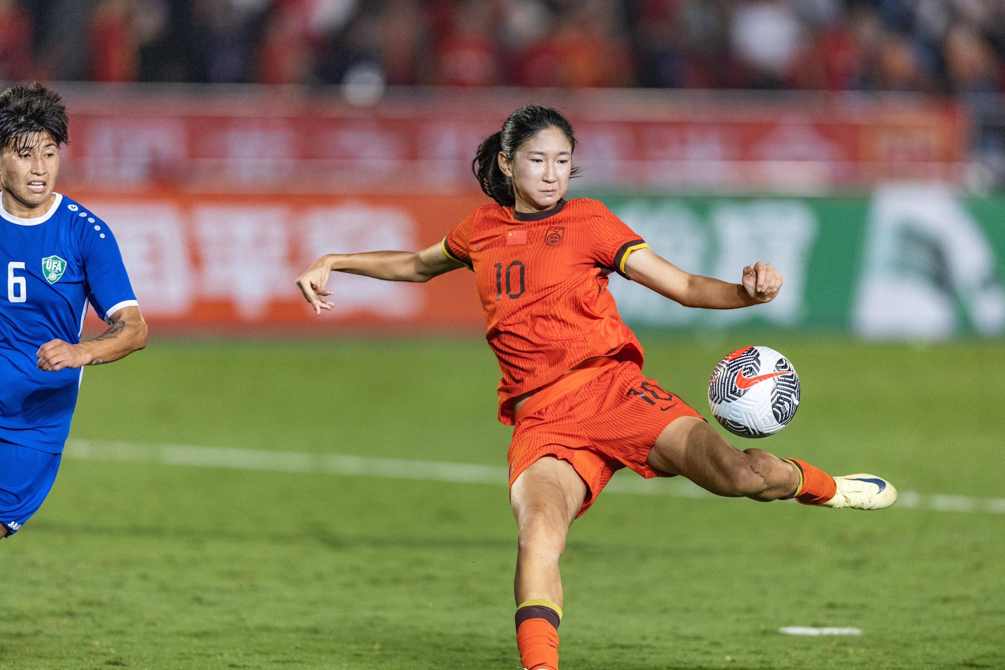 女足教练组调整，提升战术应对能力