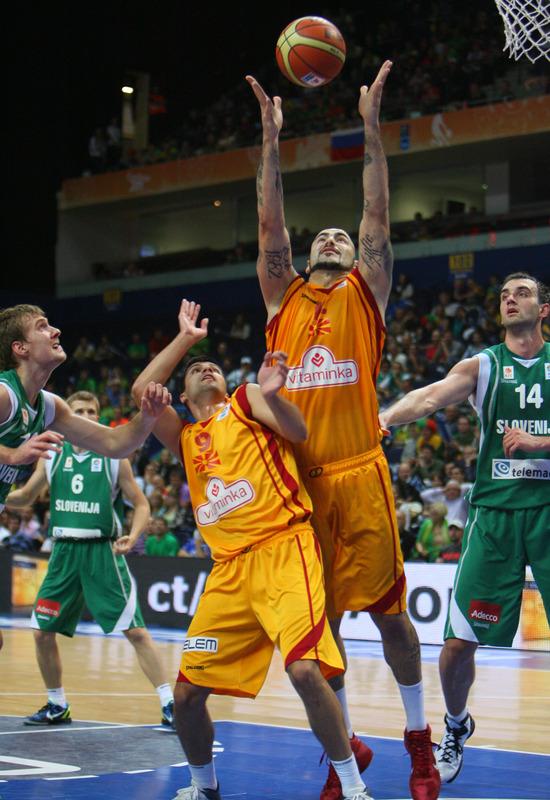 马其顿队被斯洛文尼亚淘汰：战绩止步外围的简单介绍