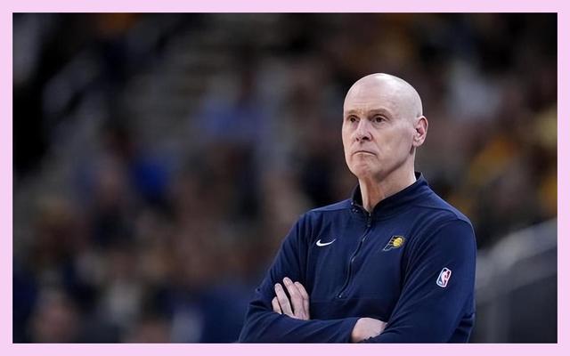 刀尖上的较量让人屏息以待，赛场上气氛紧张！的简单介绍