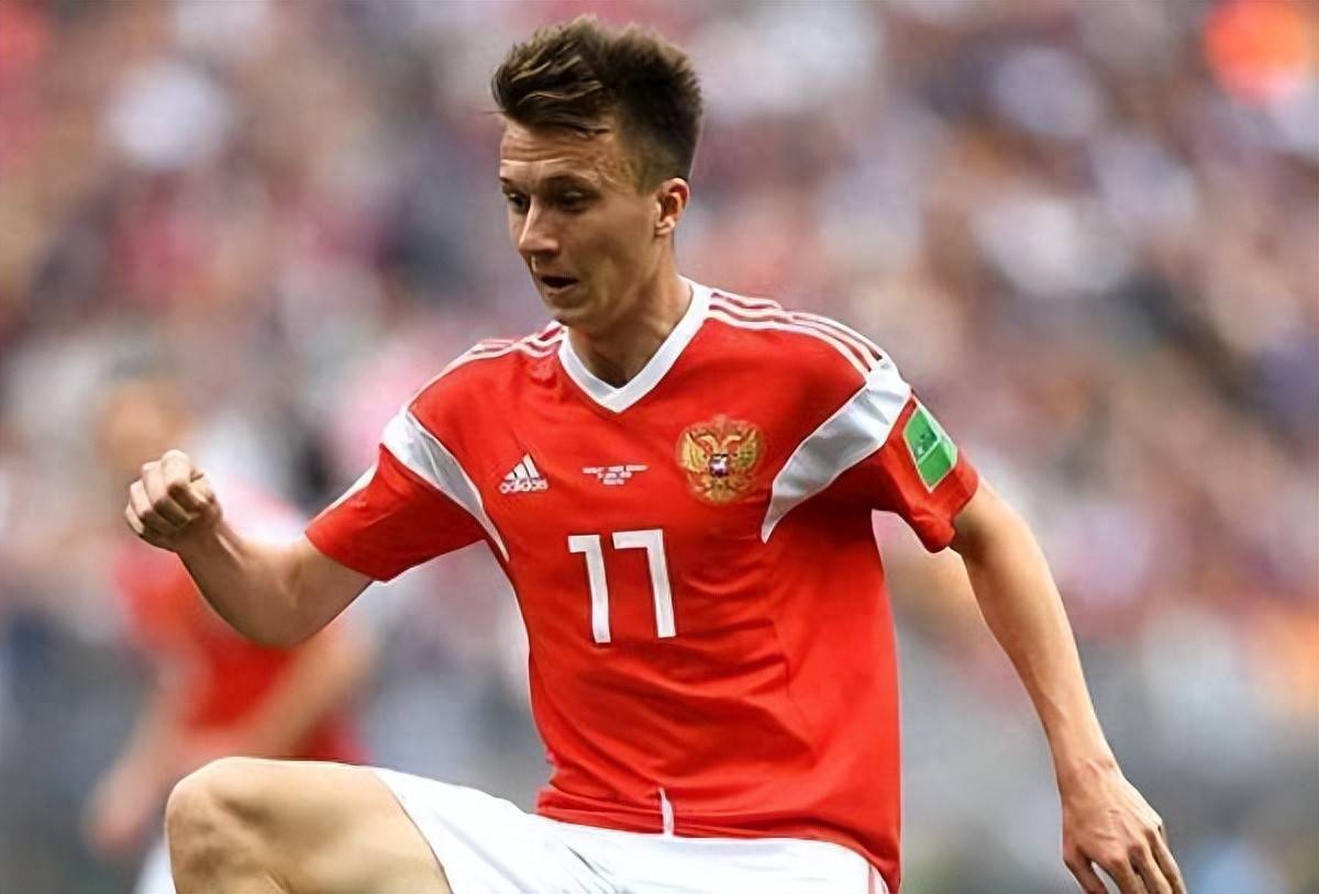 南特中场球员创造进球机会，球队获得胜利的简单介绍