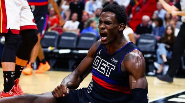 新秀表现抢眼,太阳队不敌活塞队的简单介绍 新秀表现抢眼,太阳队不敌活塞队的简单介绍