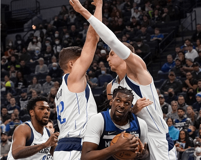 奥地利队翻盘日本队，波尔扛起全队