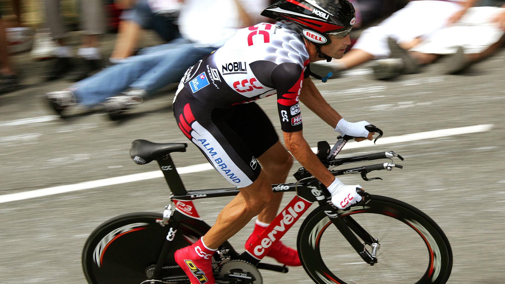 骑士的逆袭，当F1争冠悬念遇上掘金高原之战